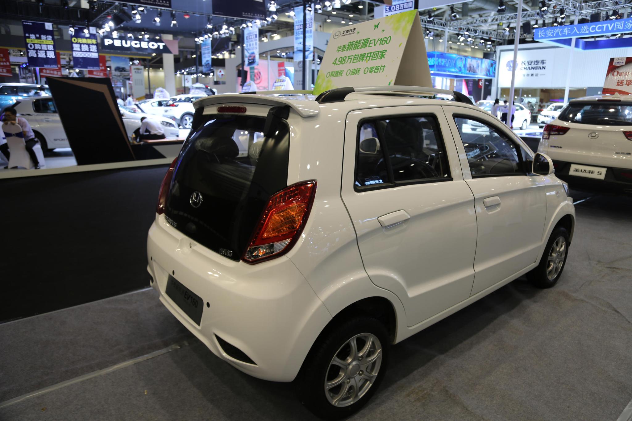 华泰新能源ev160,5万级别微型纯电动轿车,车展实拍!