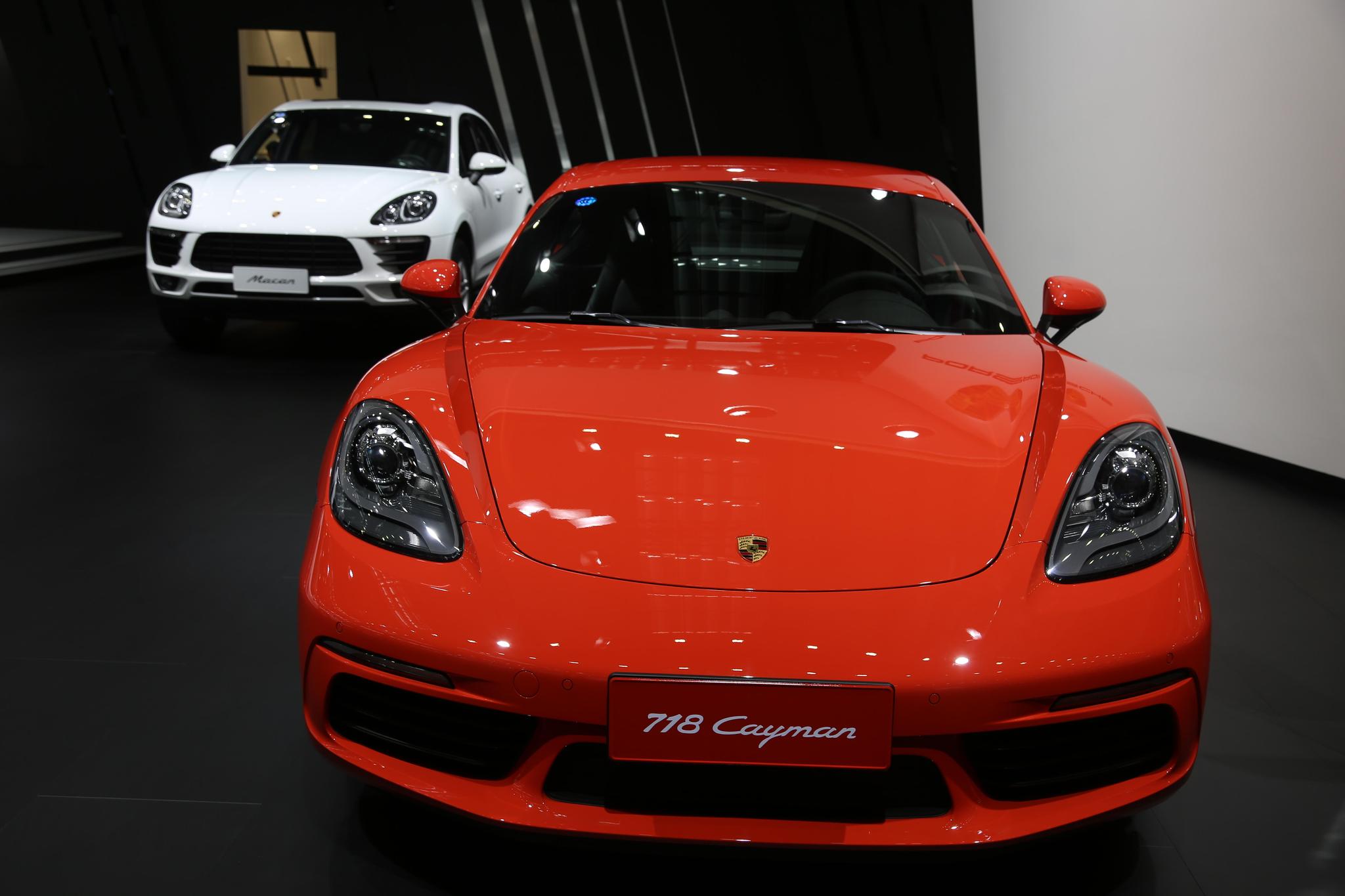 保时捷718 cayman,60万级别硬顶跑车,车展实拍!
