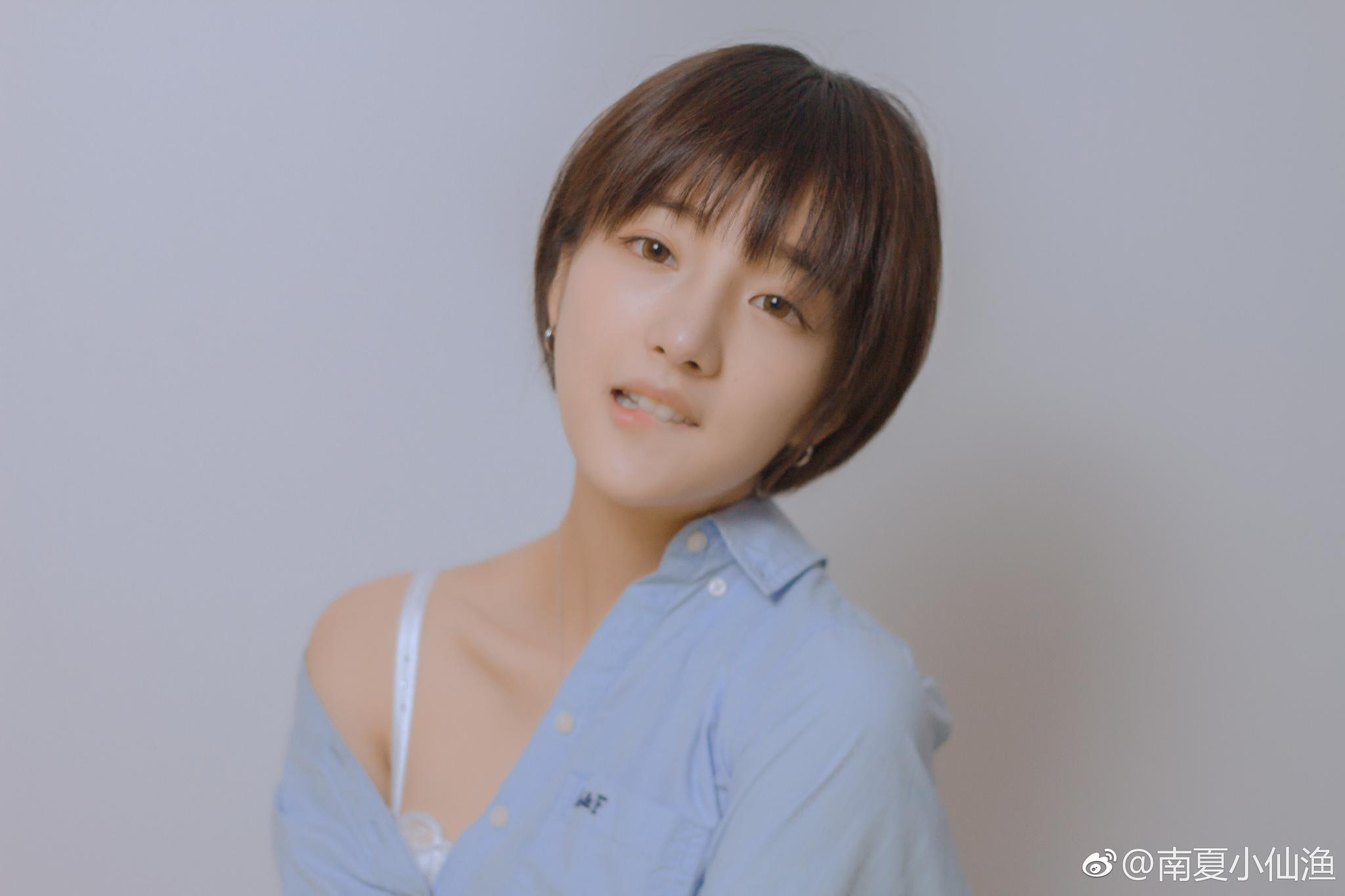 不如你,全都不如你摄 影:原po出 境:@白醋少女 师 父:@疯子charles 抄