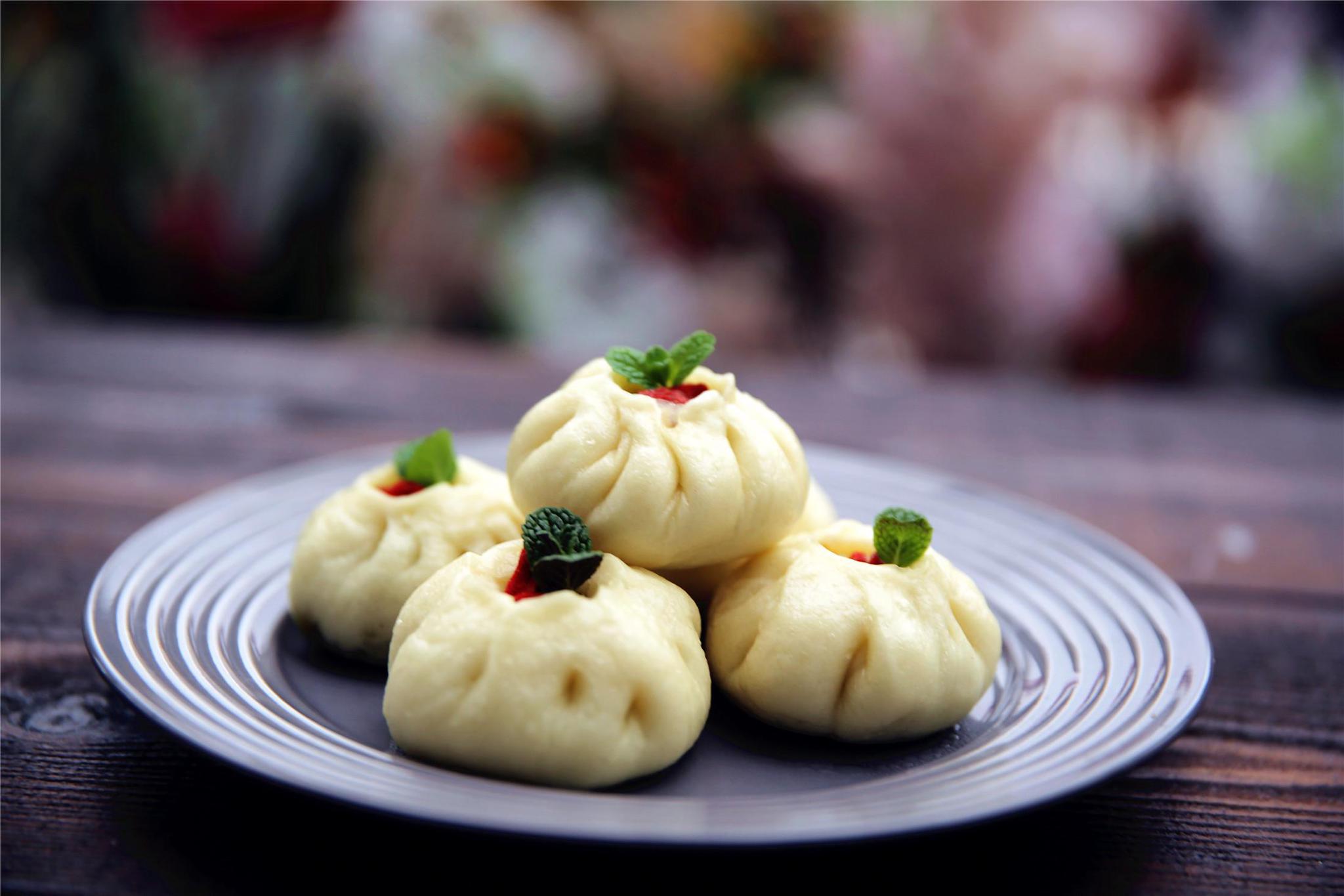 跟大厨学了招盐菜肉包最美味的做法,一学就会,老公一口气吃5个