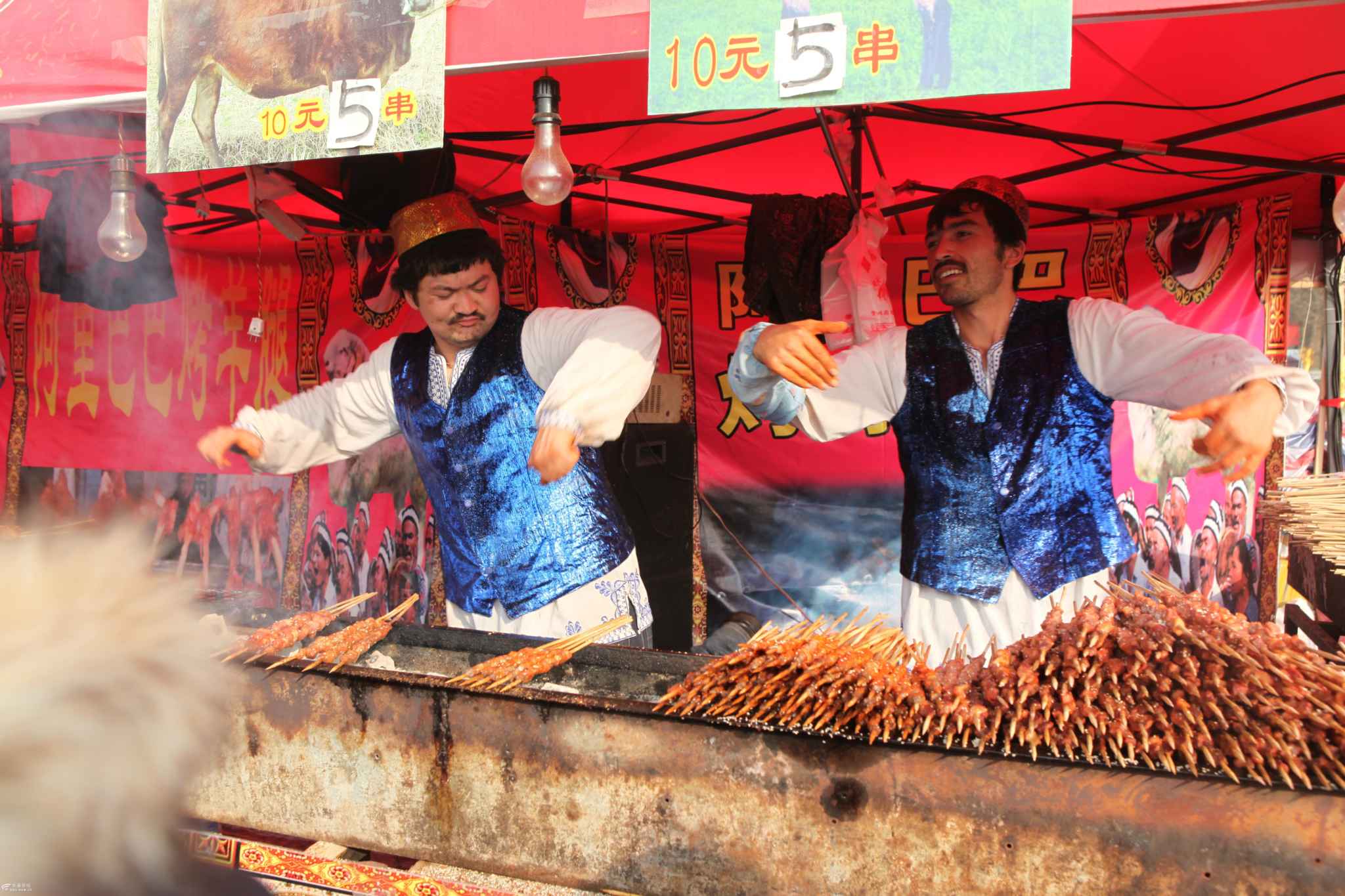 新疆阿布都羊肉串为什么这么好吃?