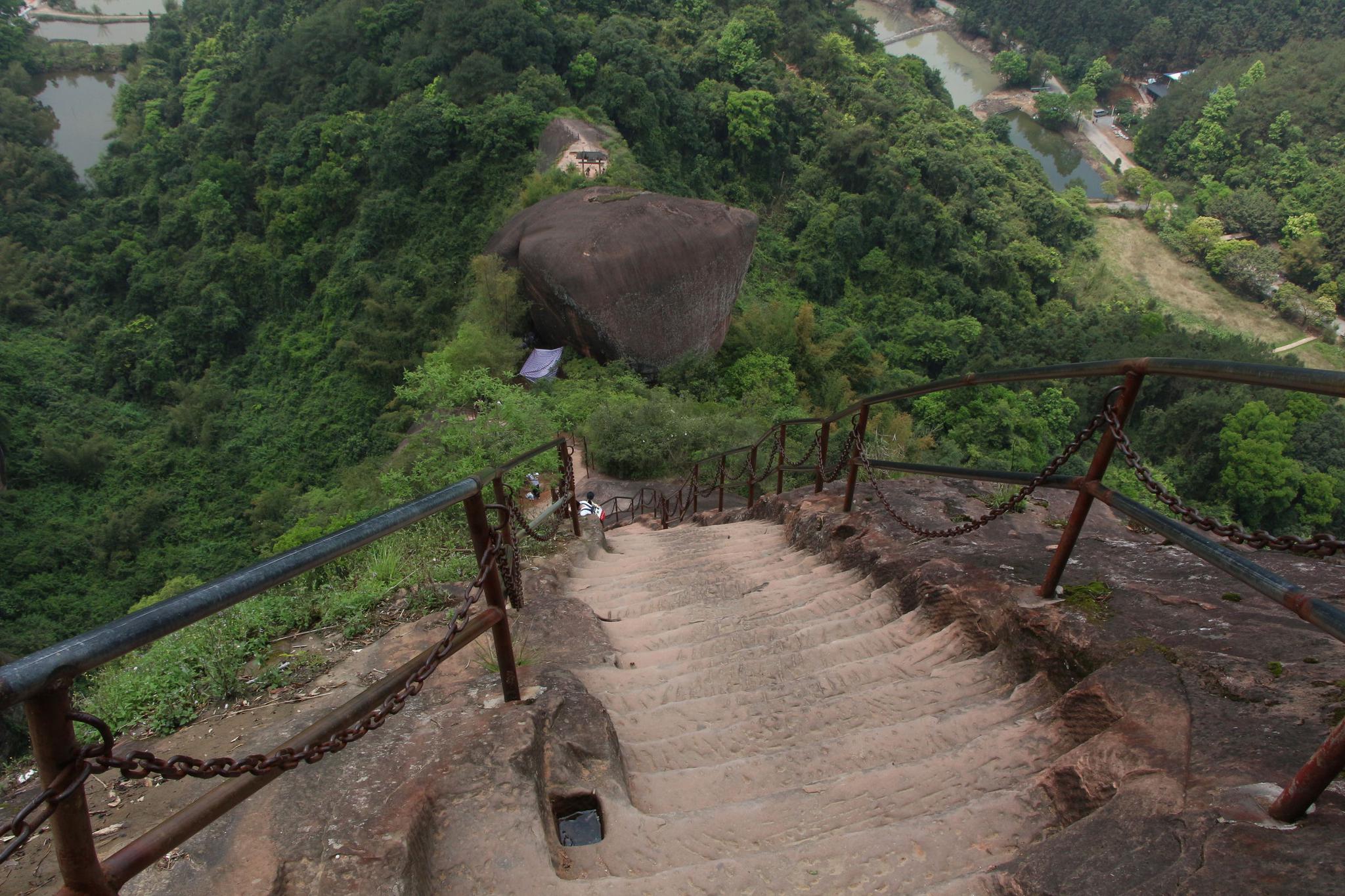 旅行摄影:丹霞山——九九天梯|丹霞山|九九天梯|裕豪_新浪新闻