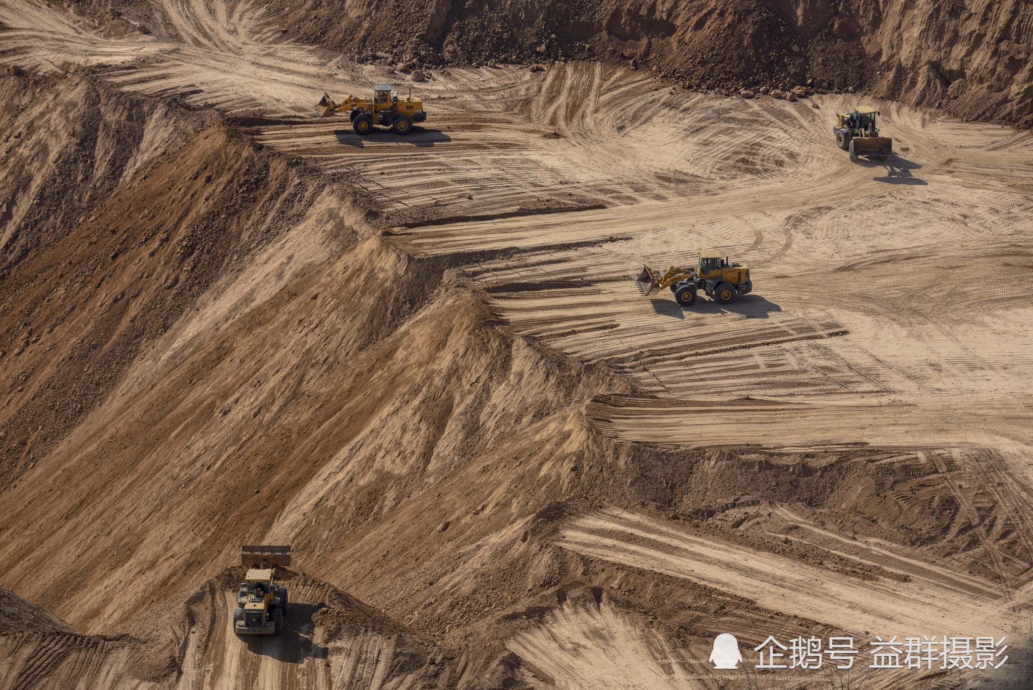 山西平陆:昔传愚公移山,今有填沟造田