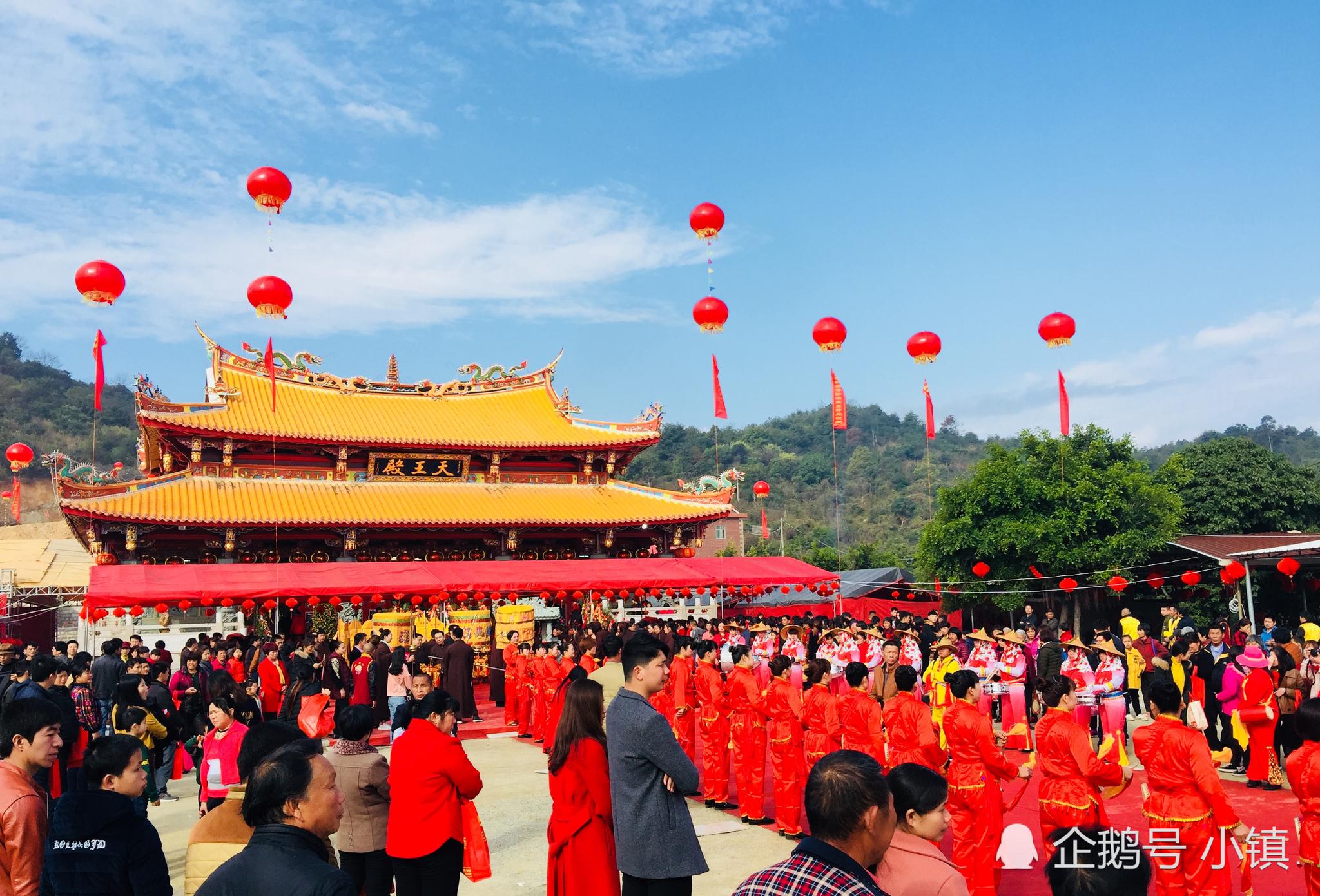 南安市白云寺千年逢盛典万名信众共襄盛举同沾法喜