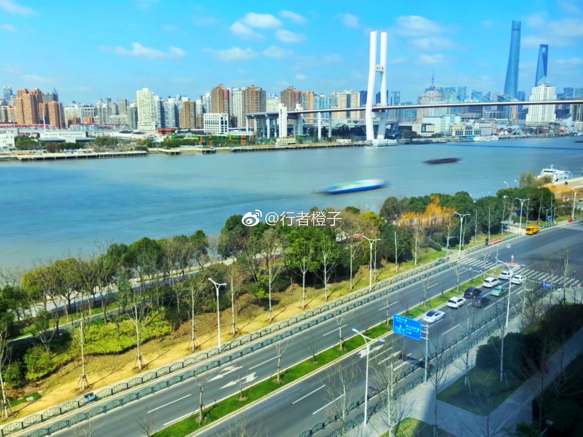 早安上海!一会就回北京了.每一次来上海都有收获