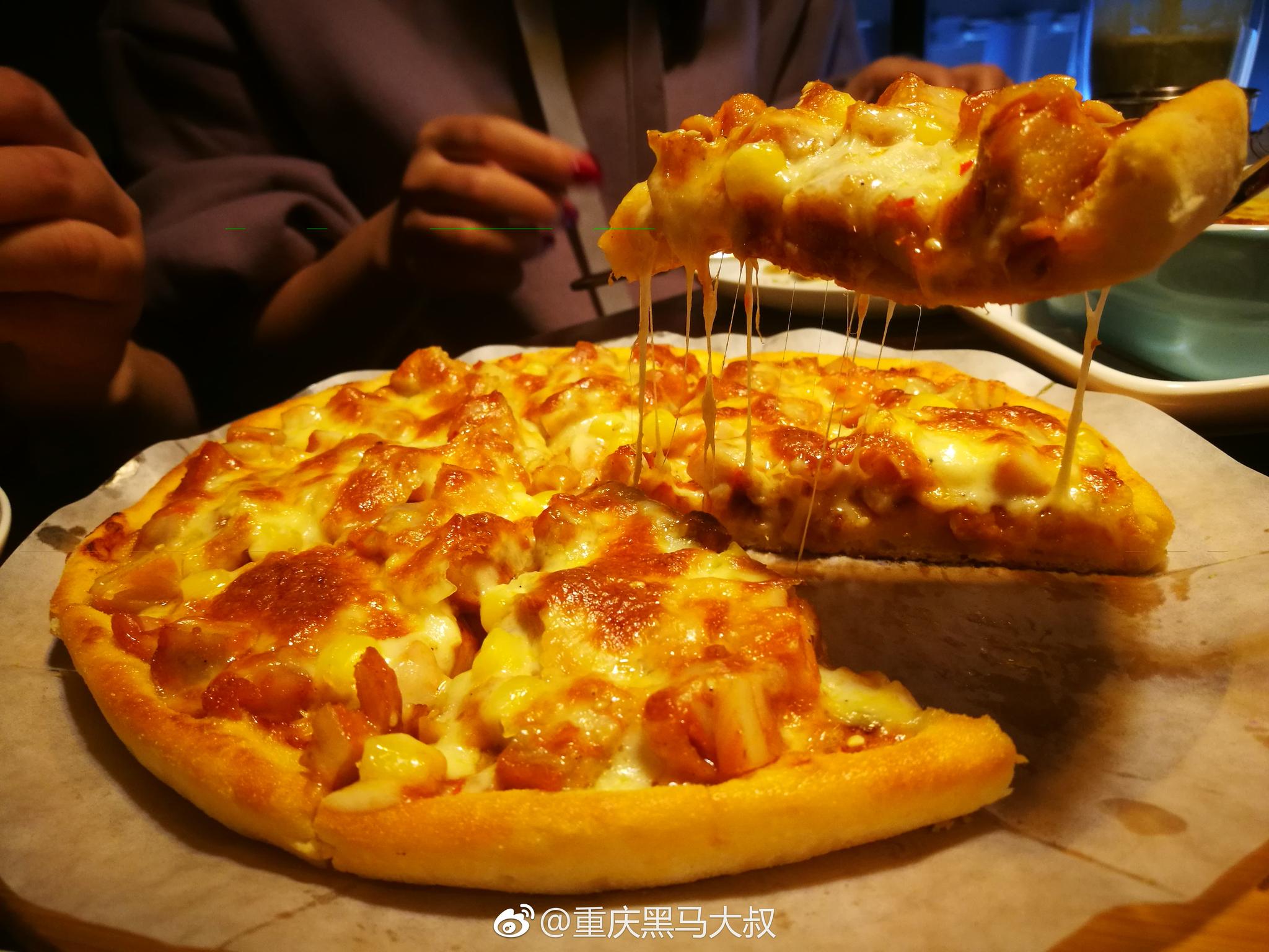 连路痴都千里迢迢飞奔赶来试吃的披萨到底有多好吃?__财经头条