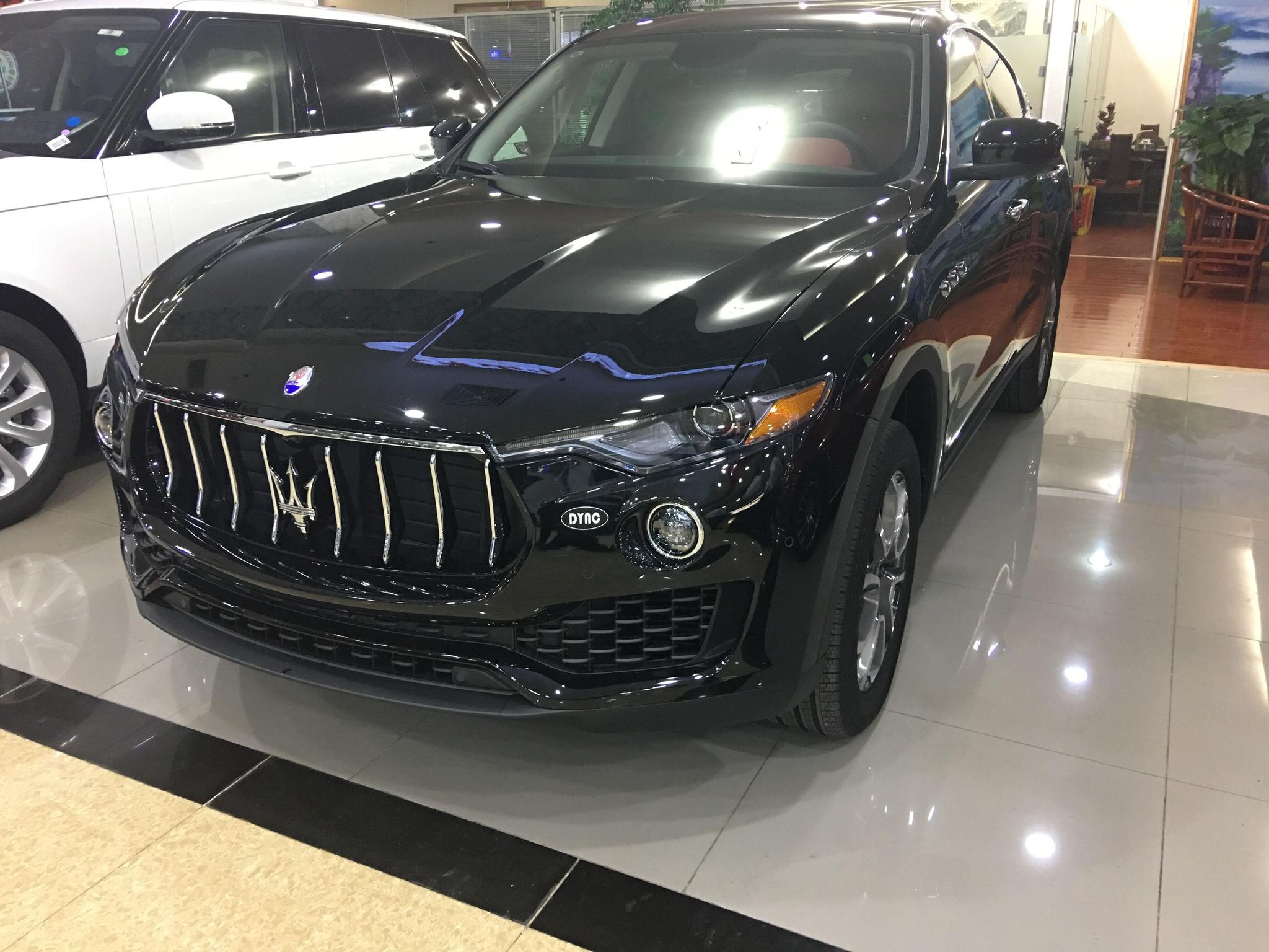 2017款玛莎拉蒂levante(配置|询价)的前脸设计咄咄逼人,其采用了