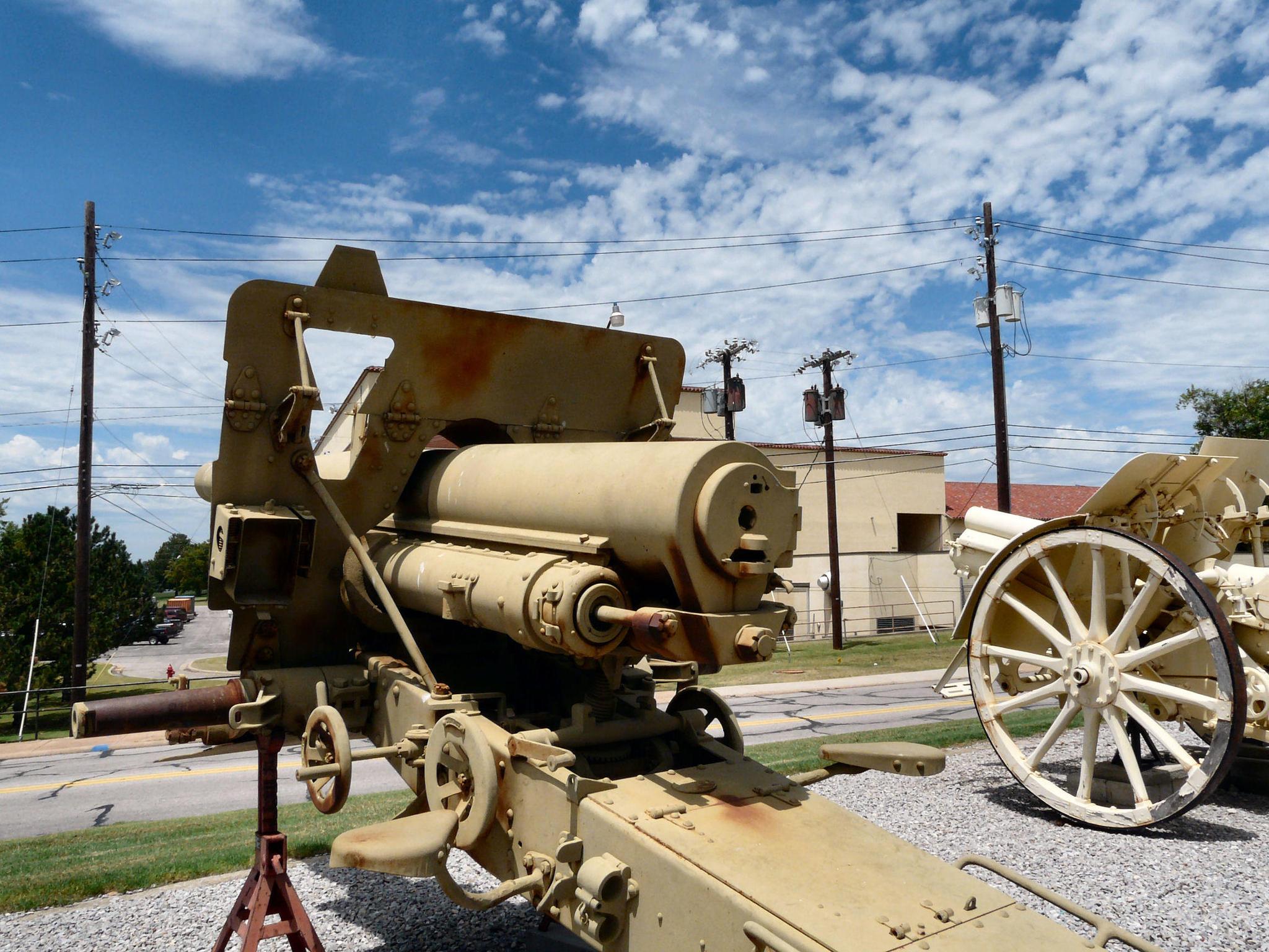 这款加农炮别看出生在一战,比云龙攻打平安县的意大利炮还厉害