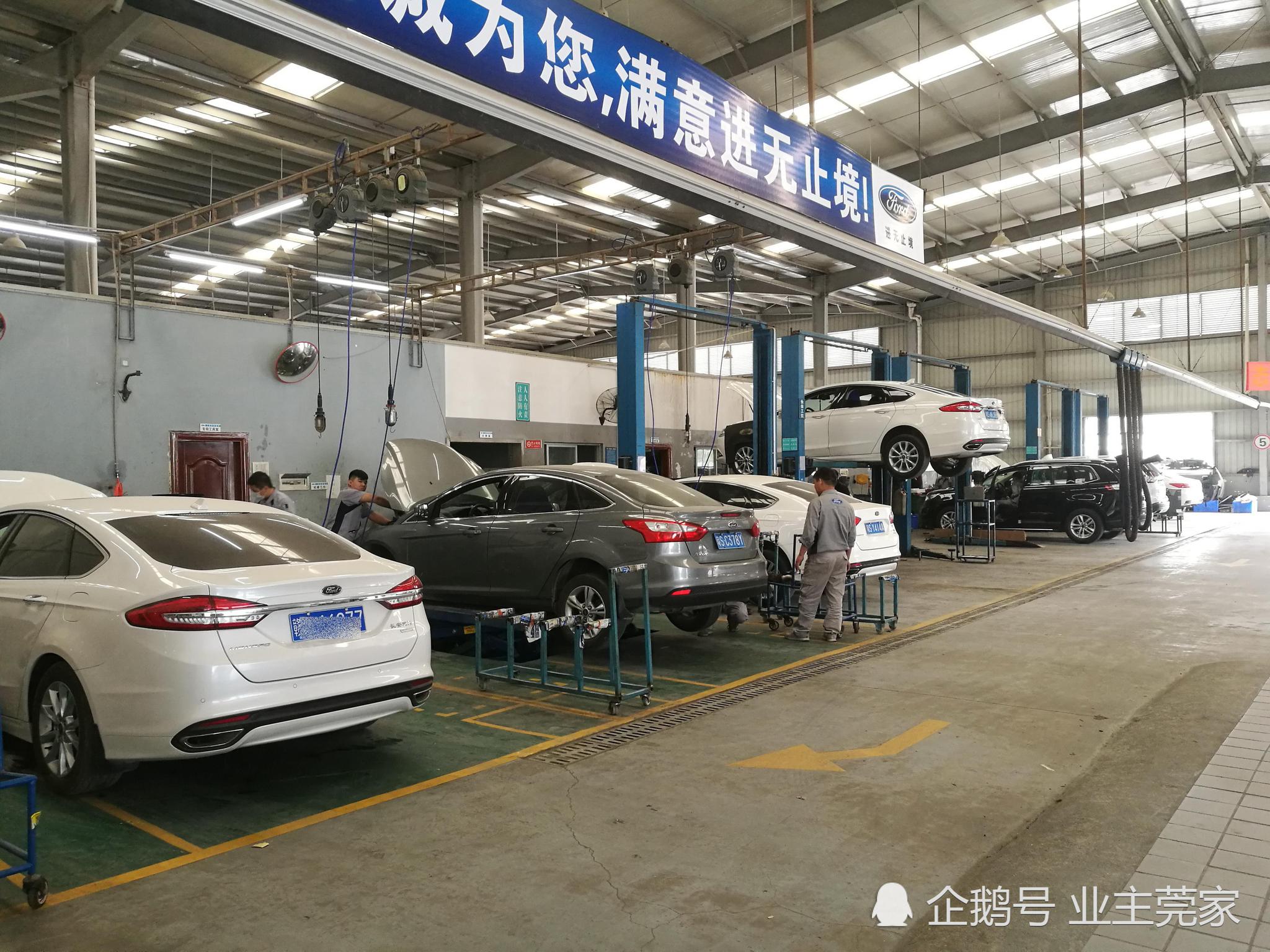春运第一天,你在排队上车,他们在排队保养车,下雪开车回家吗?
