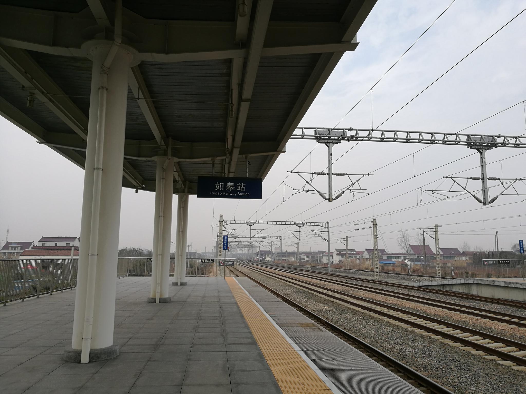 如皋市区乘着104公交车去火车站,很方便快捷