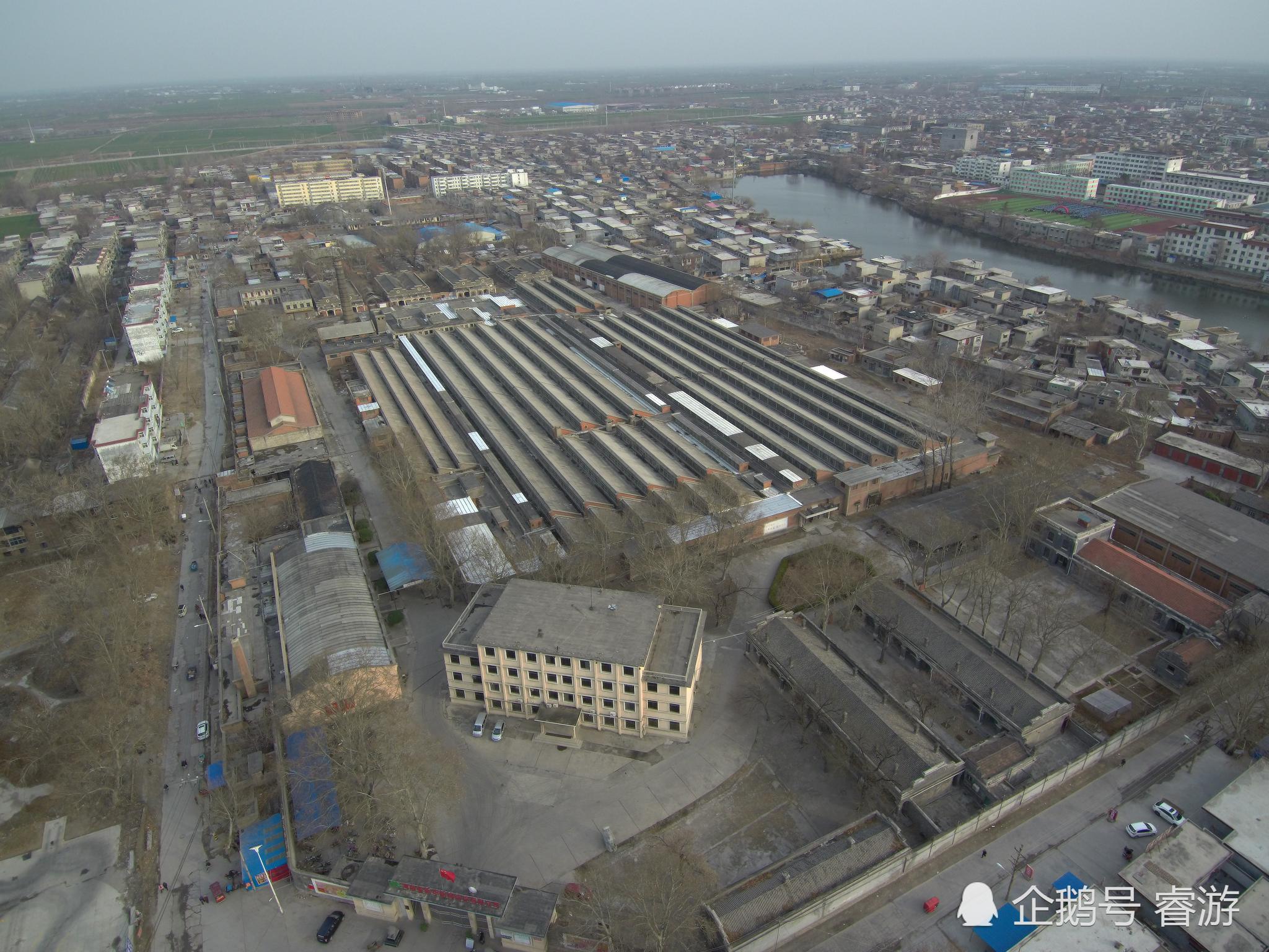 航拍卫辉华新纱厂房屋低矮破败当日繁华已不在