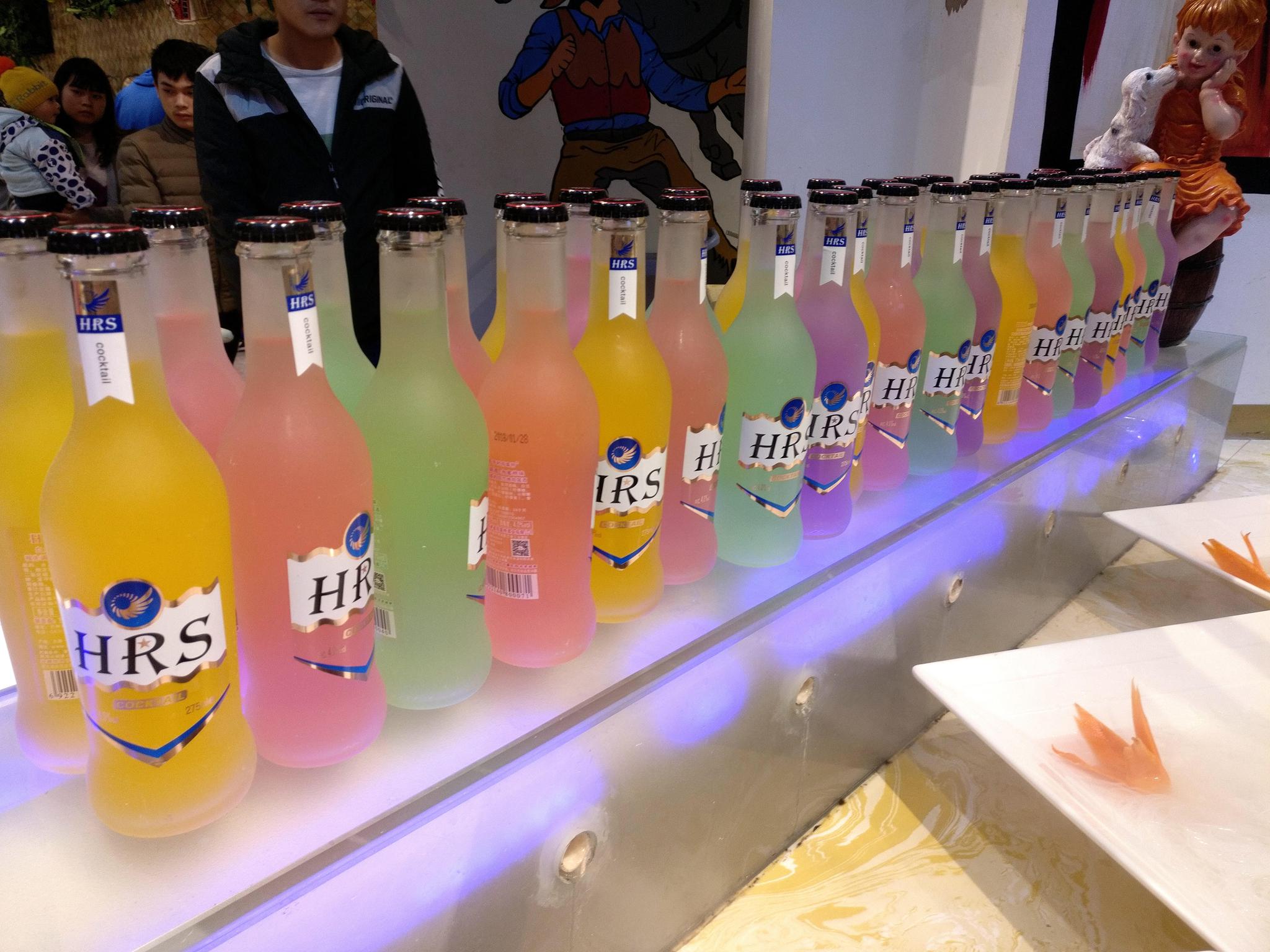 老公请吃自助餐品种太多吃到扶墙出来才花了130元太值了