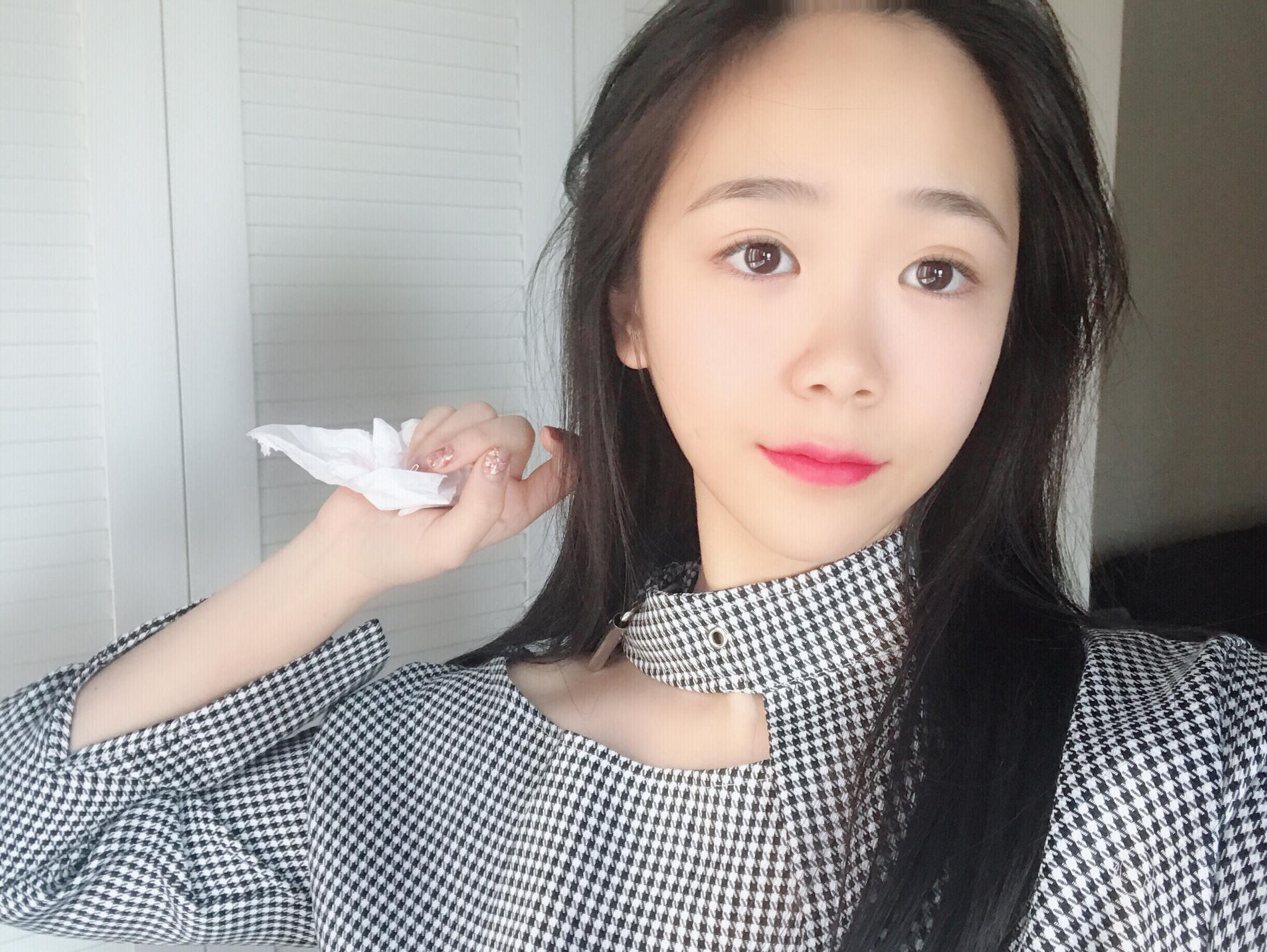 校花美女叶梓伊重庆工商大学身高168cm爱好摄影唱歌