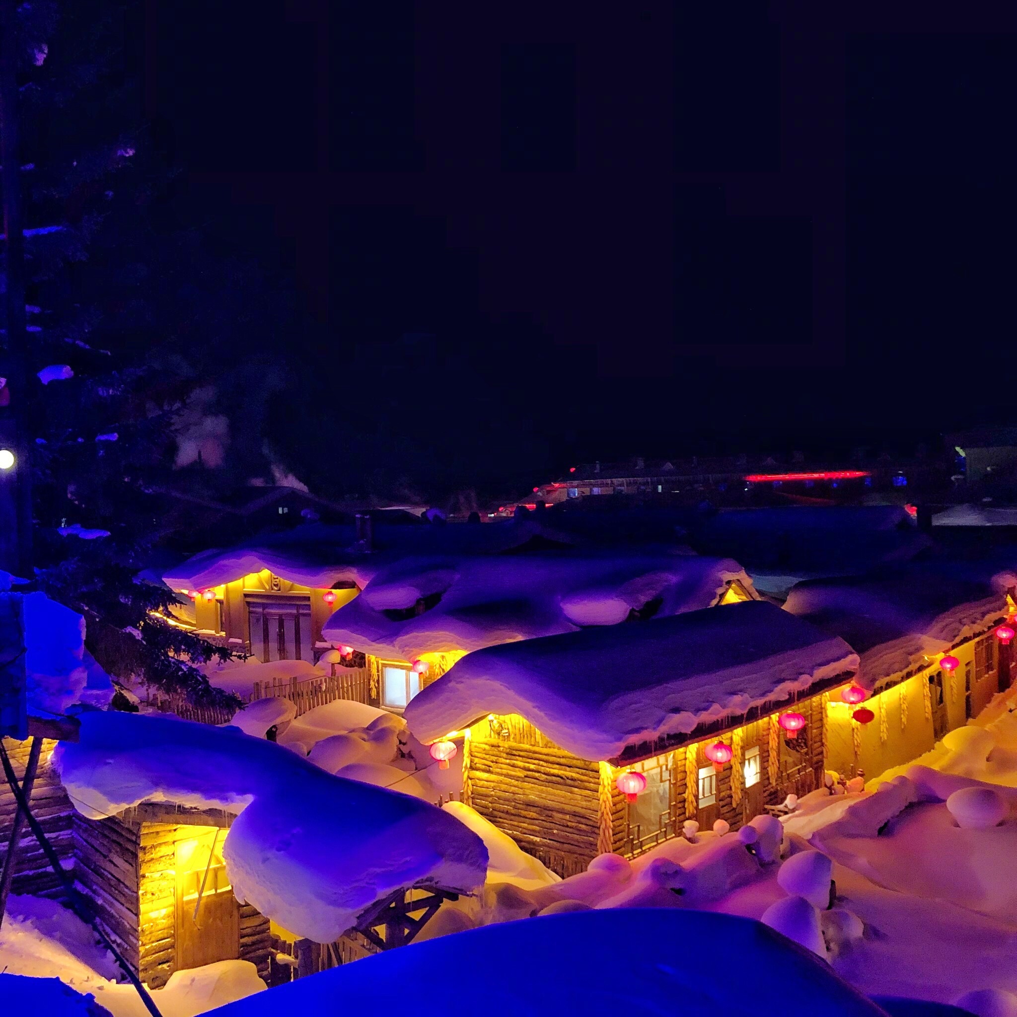 农村雪夜图片
