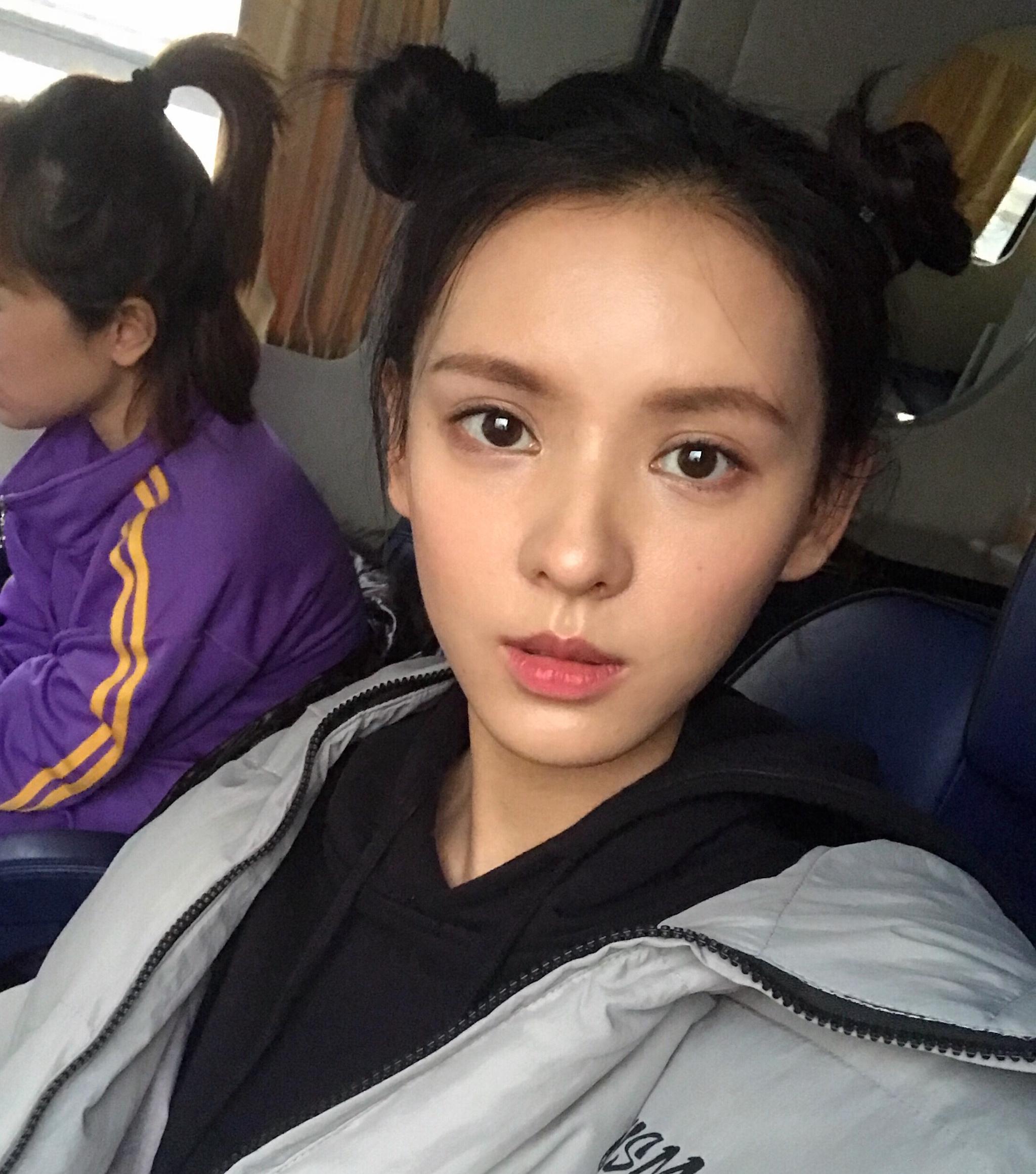 王思聪"最美前女友"被现任男友宠成公主,邢昭林被调侃单身狗