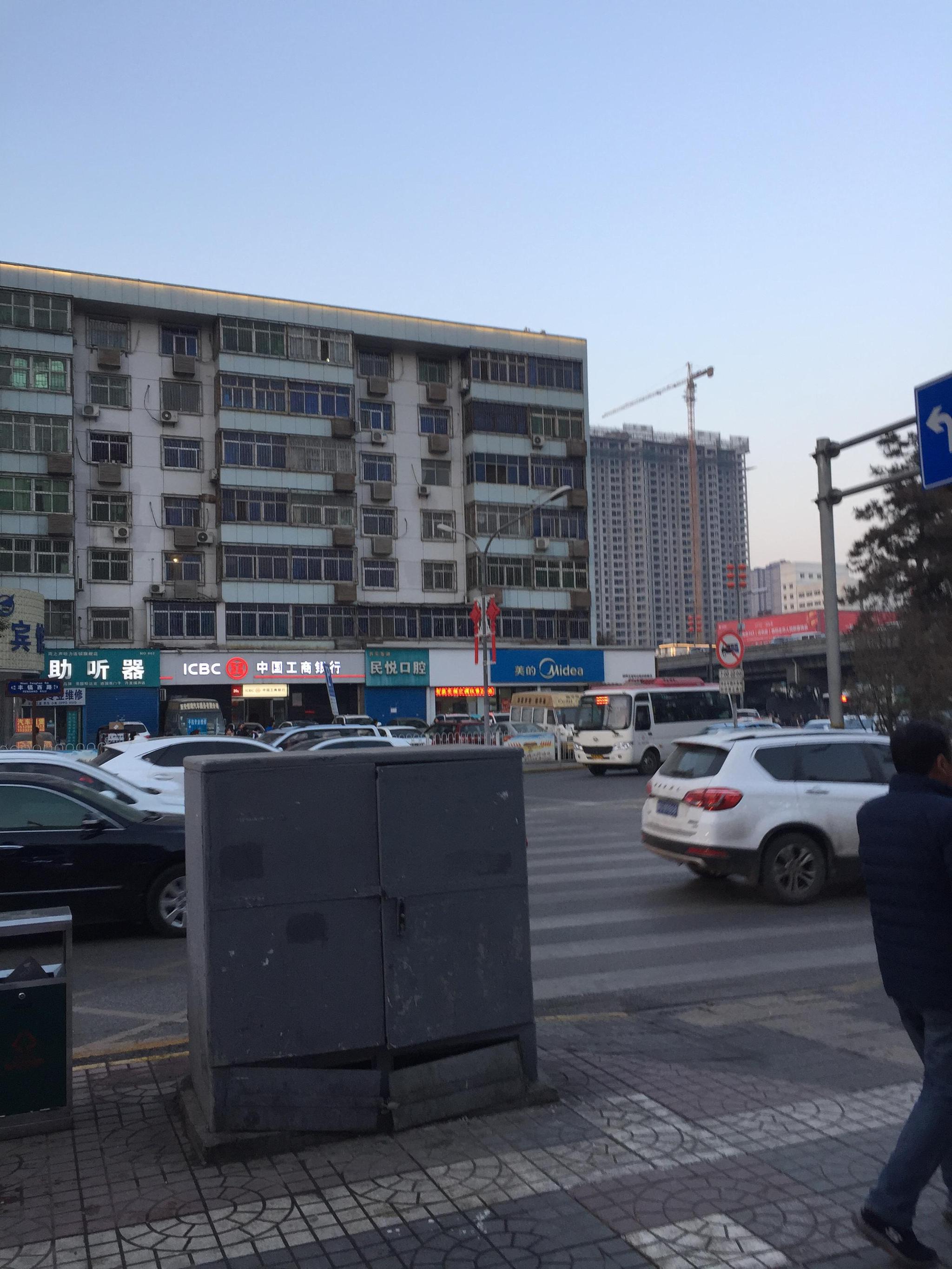 带你看看不一样的西安街道|土门|巷子|西安街道_新浪新闻