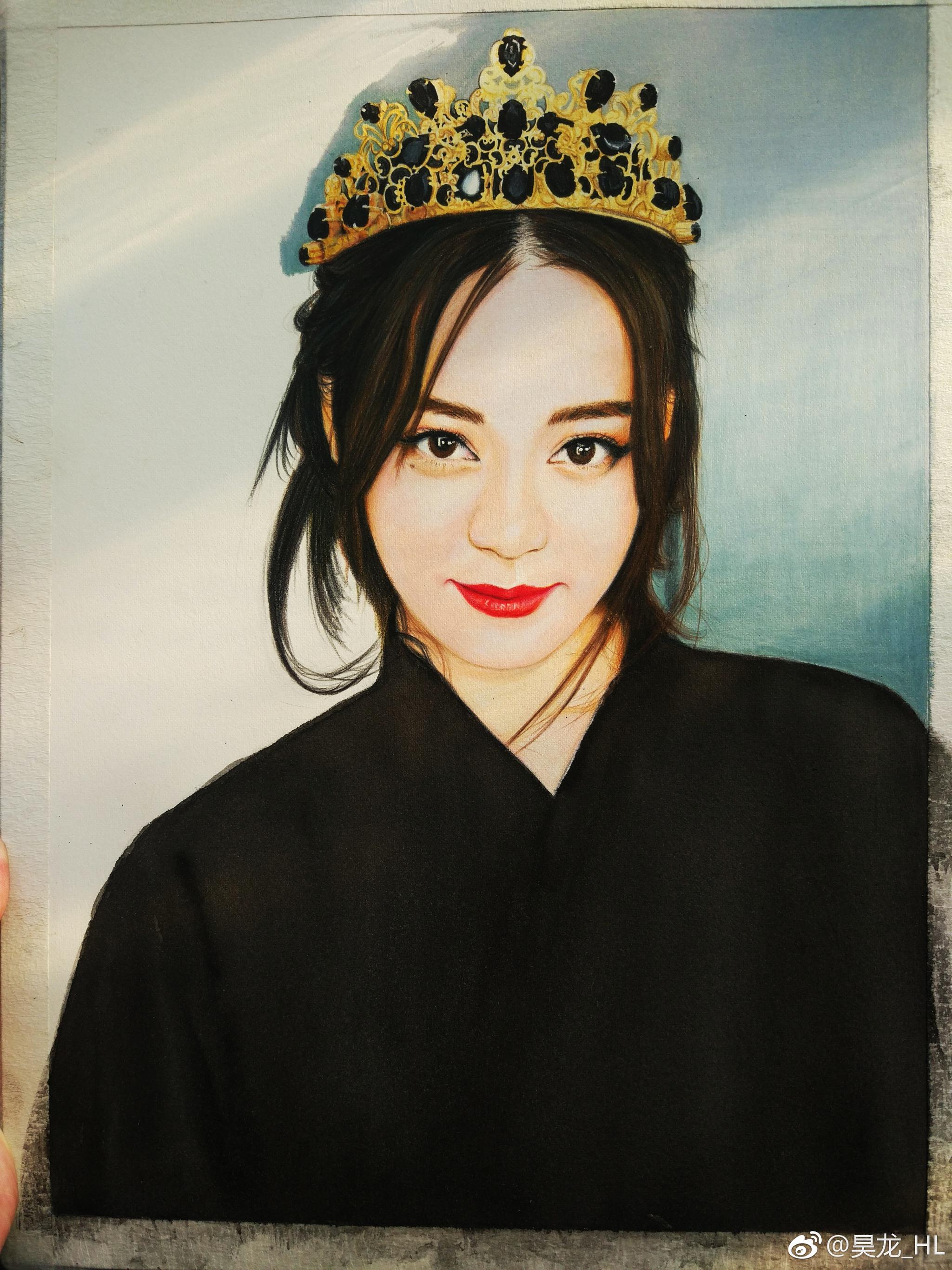 彩铅手绘女神热巴工具:霹雳马 红辉 获多福细纹水彩纸 投稿