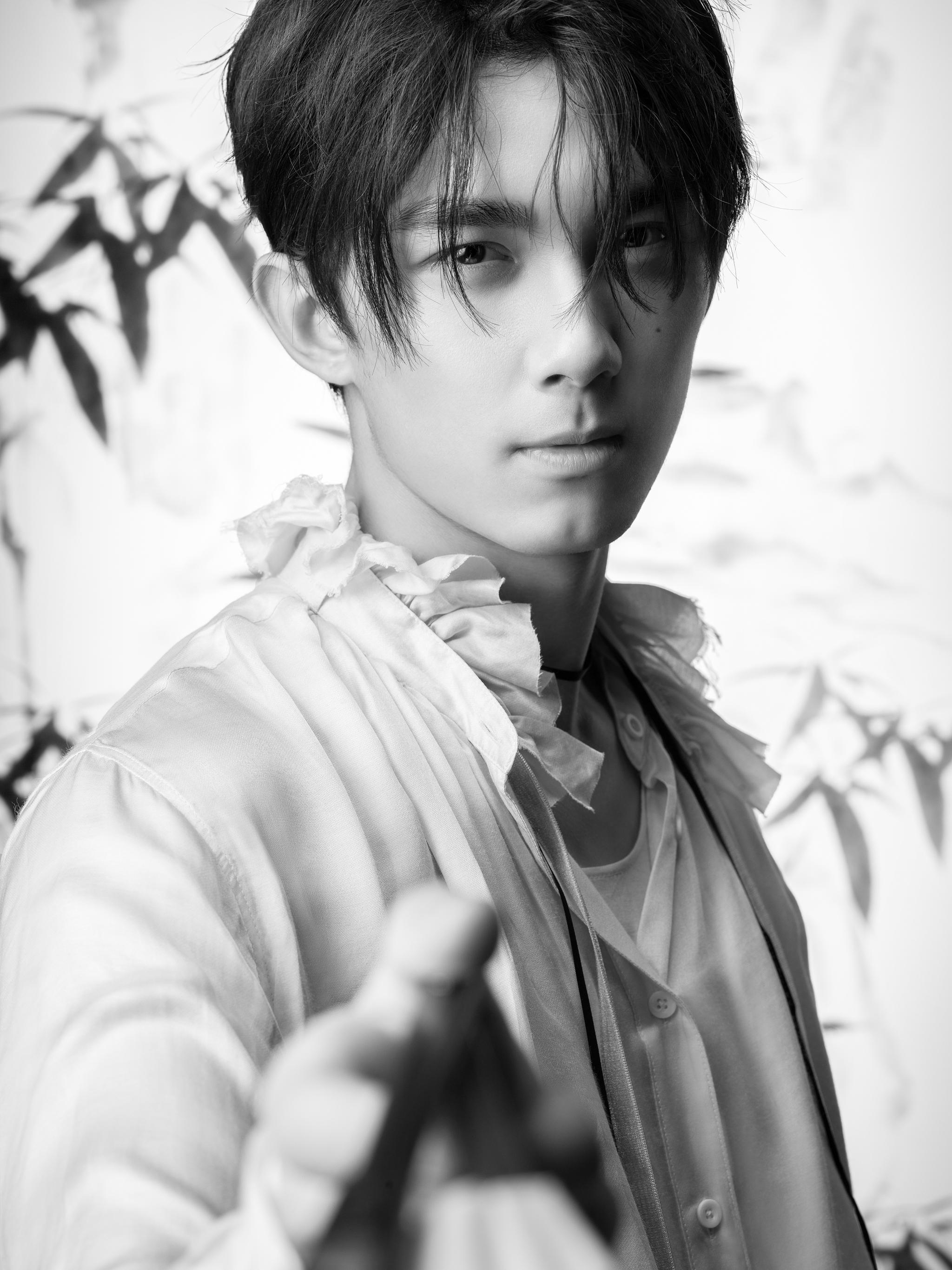 图中人:@吴磊leo  摄影:@庄扬帆sailschong 676767少年意气与