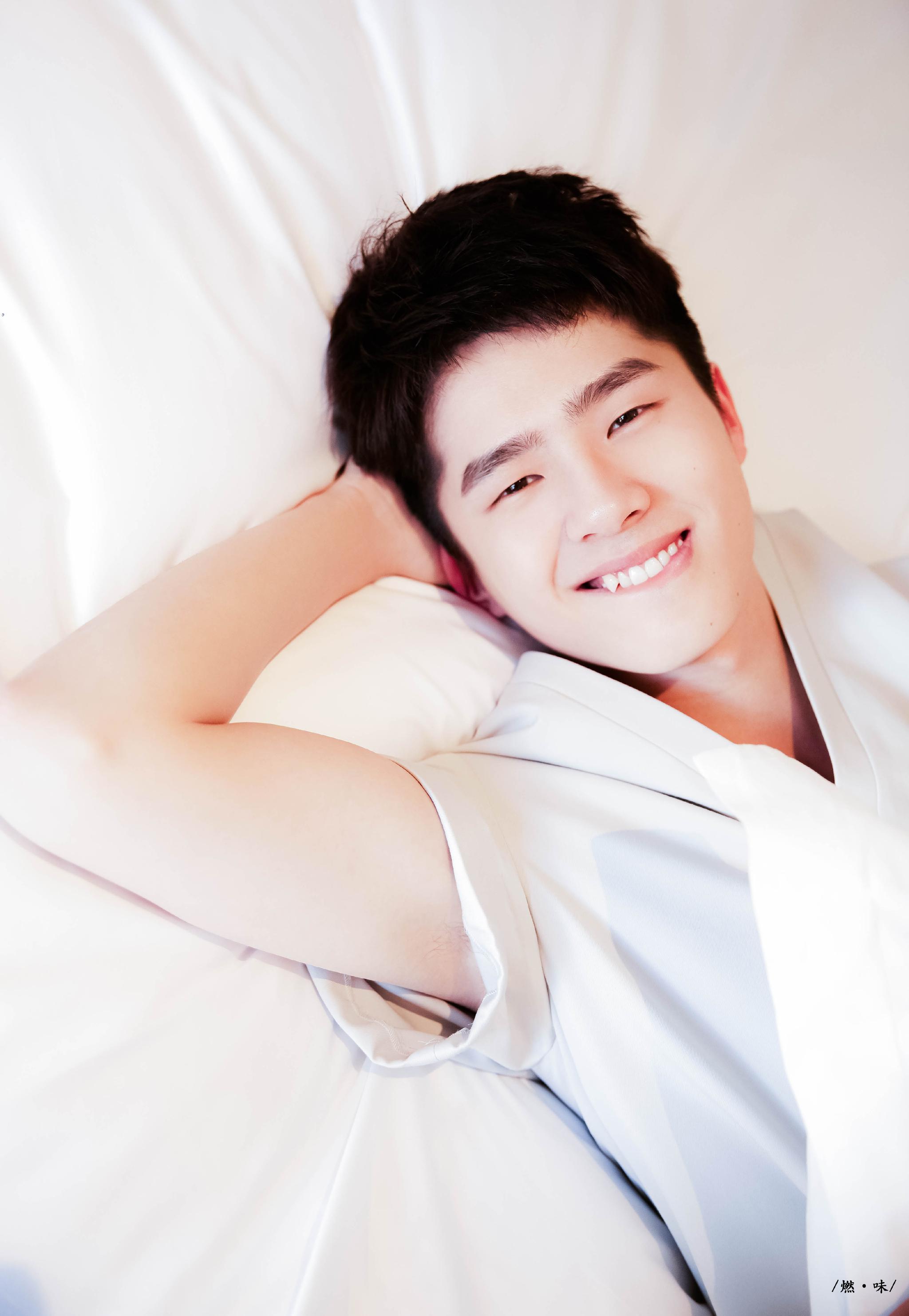 刘昊然小辫今天又被刘昊然可爱死了 cr: logo