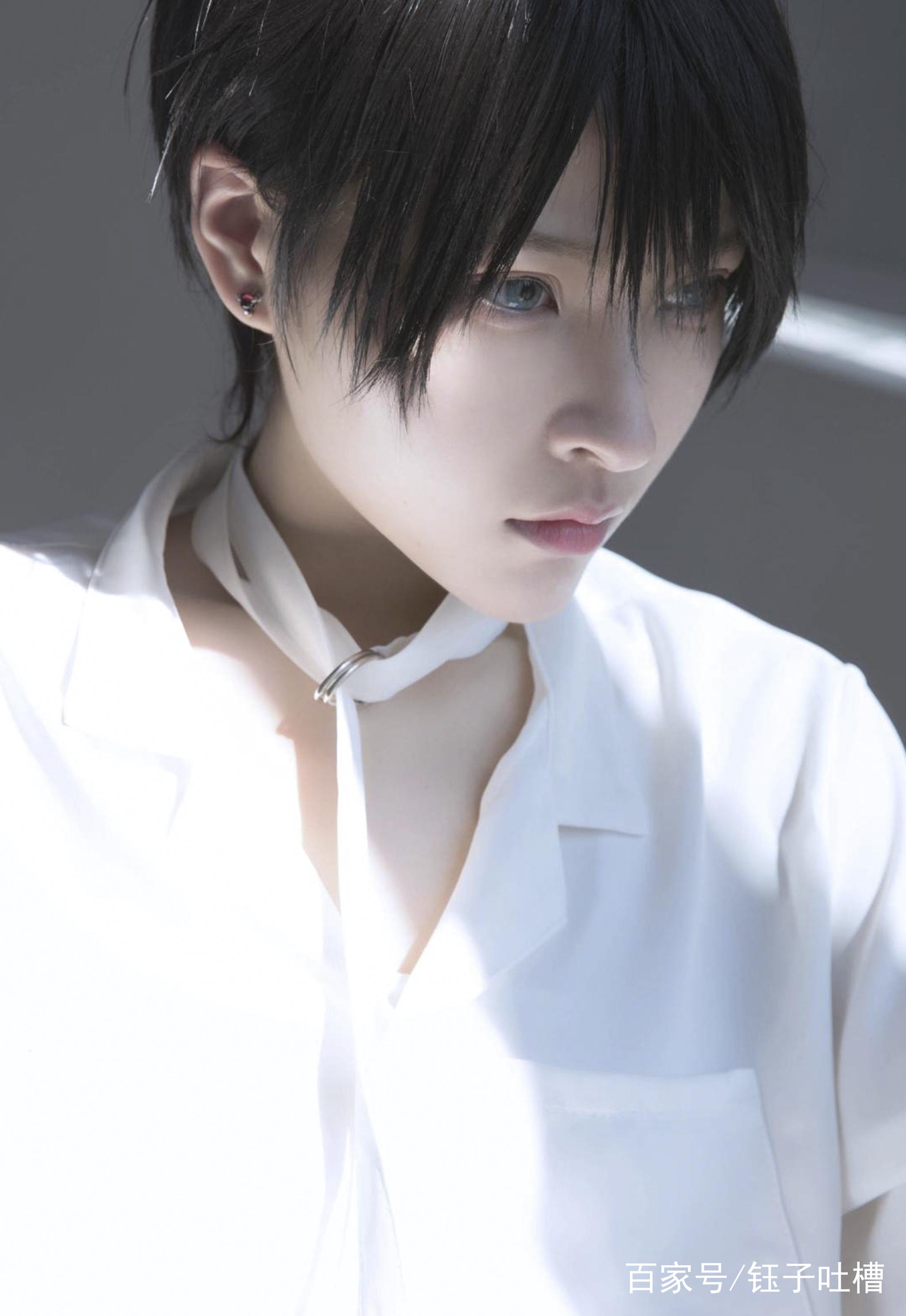 今生只为此女弯这个coser小姐姐帅起来就不需要男人了