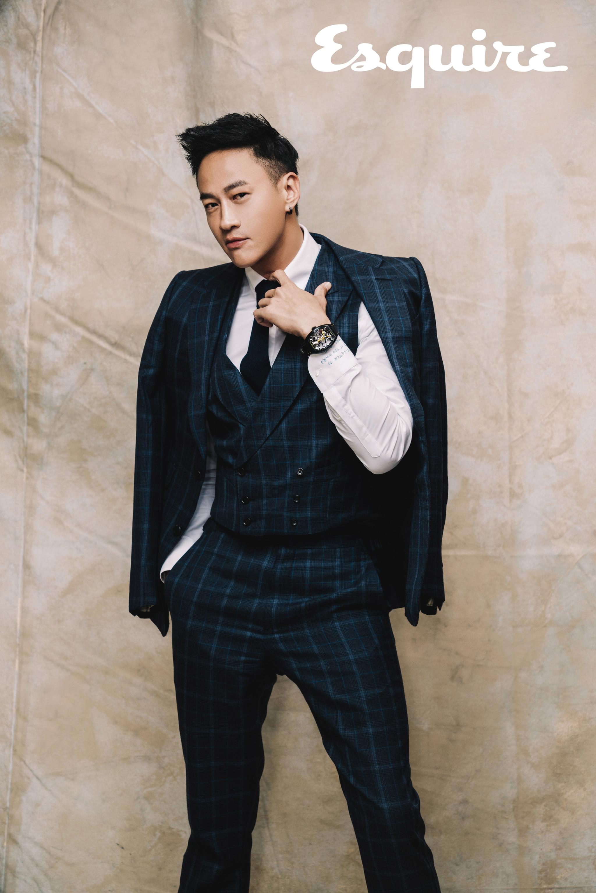 何导演的"出道大片"真的是帅到炸!裂!作为导演届的新鲜血液