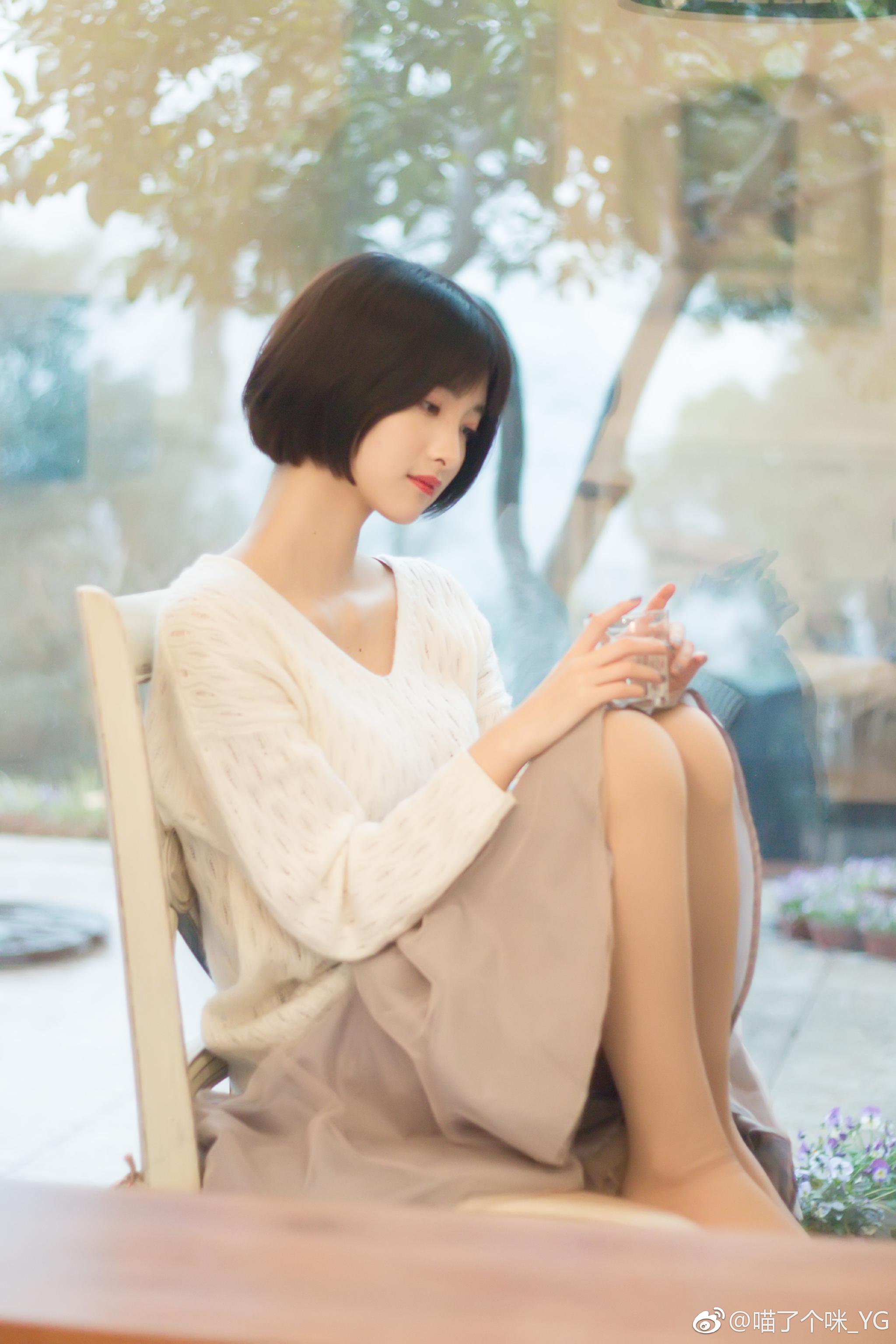 愿你成为自己的太阳无需凭借谁的光出镜