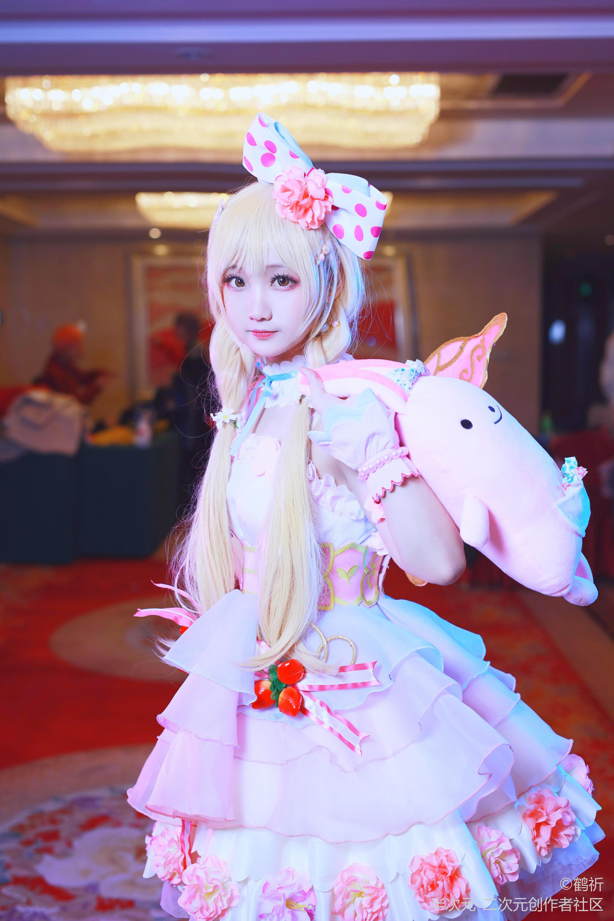 双叶杏cos可爱萌新小姐姐越来越可爱了美美的捏捏脸蛋