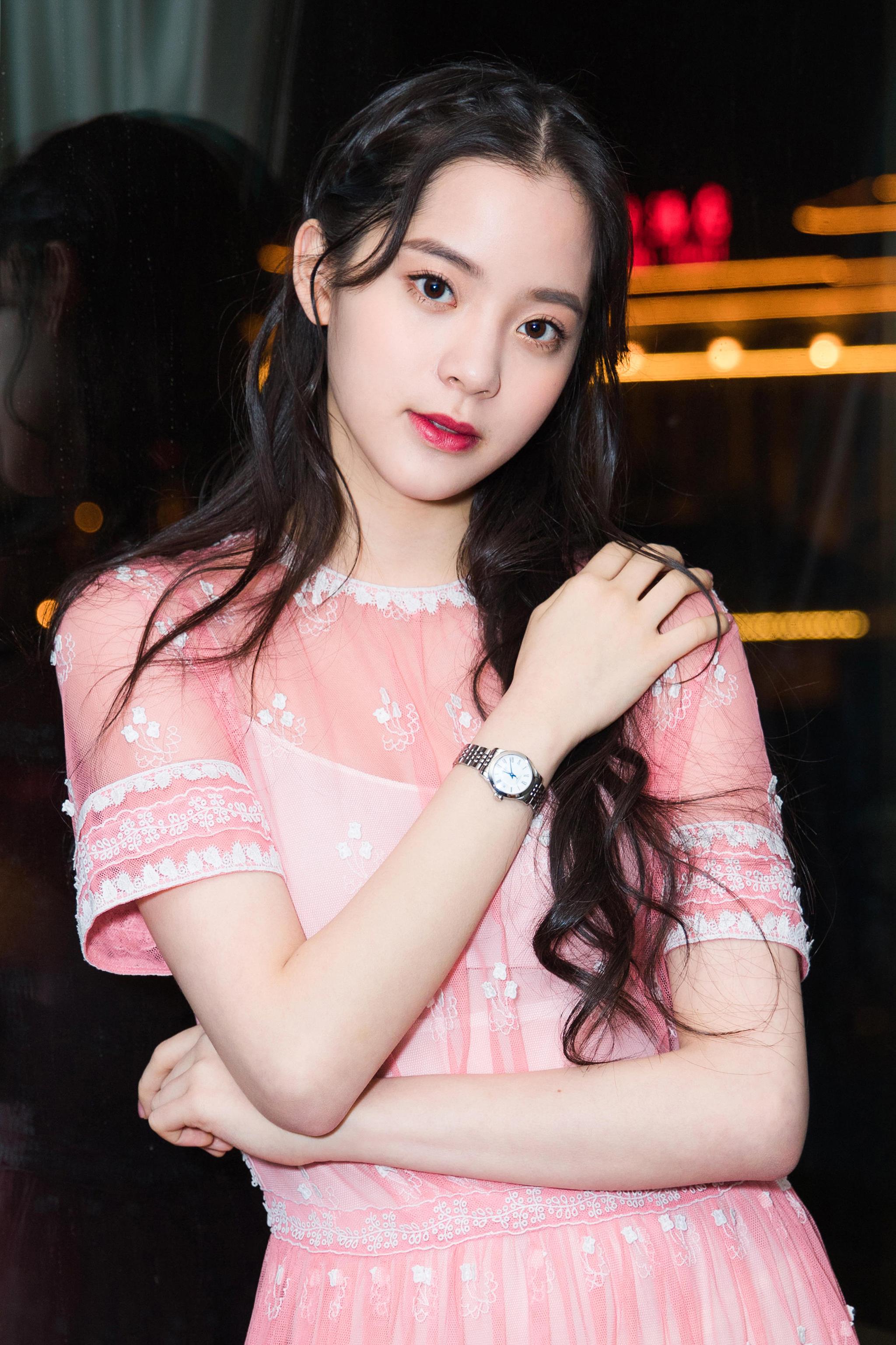 欧阳娜娜|演技|出道_新浪新闻