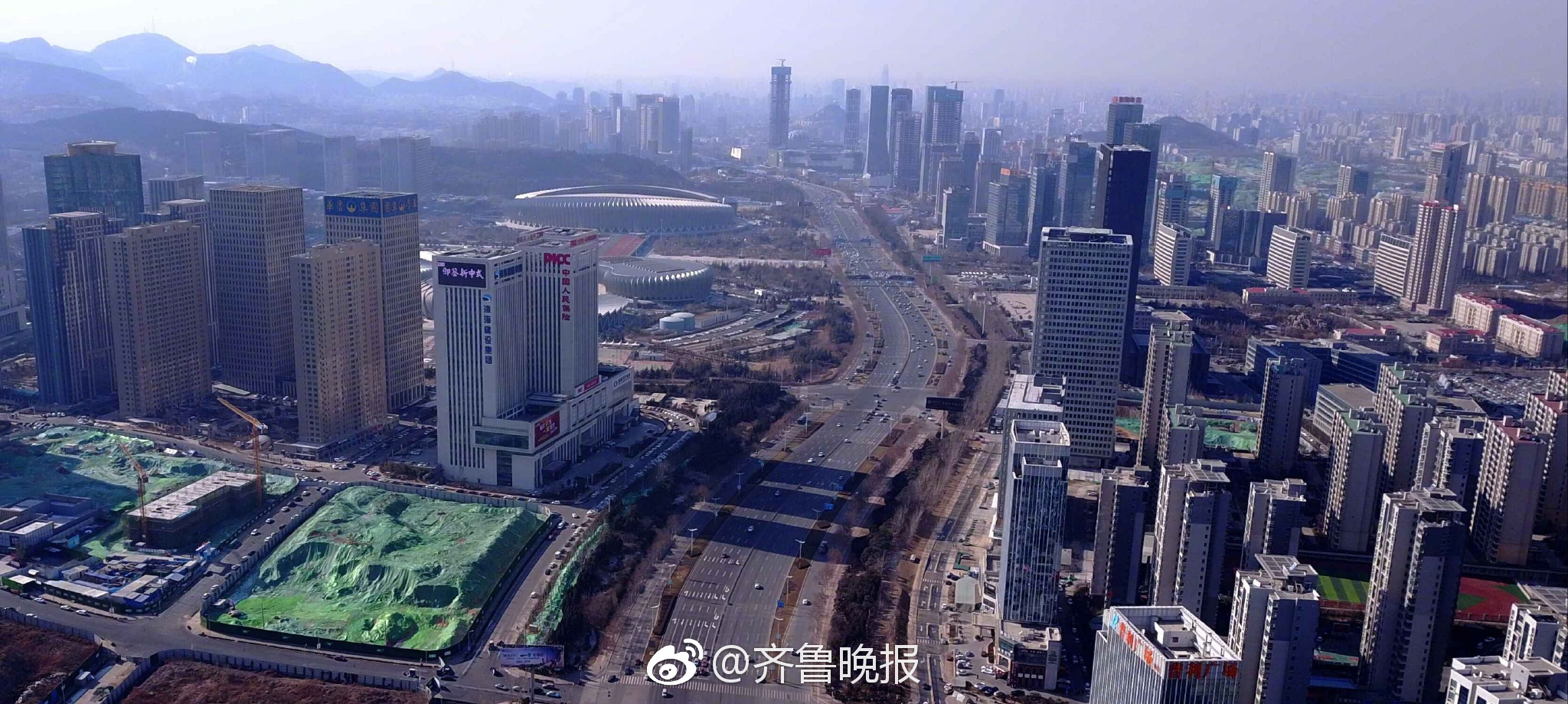 航拍:新年新气象,济南经十路东段雄姿勃发