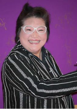 这位御用配角的名字叫侯焕玲,也许她的名字