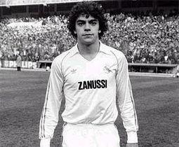 墨西哥足球历史最佳阵,疯子门将花蝴蝶领衔,蛙