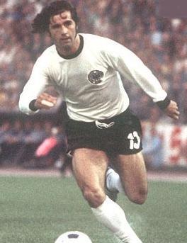 评选德国足球队历史最佳阵容,谁与争锋?