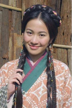 叶璇参加吐槽综艺时隔这么久再一看已没有当年的清纯温婉