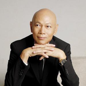 一代僵尸道长林正英的师傅是何许人也,他的同门都有谁?|林正英|菊花|