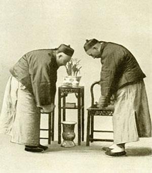 古人的拱手作揖之礼有多少讲究这个细节错了会很惨的