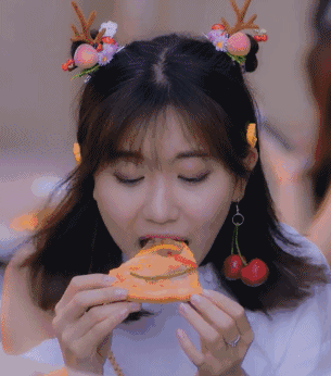 不,《御厨驾到》里这姑娘居然养上了太监|御厨驾到|李梦颖|西西弗斯的