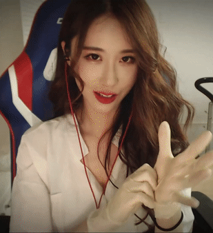 轩子巨2兔虎牙首播网友还是这个主播有看头