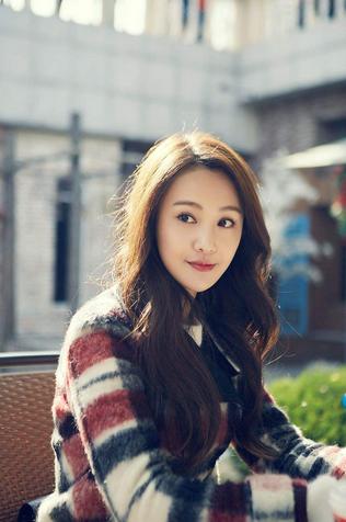 看了林允的微博小号,才知道她原来这么可爱