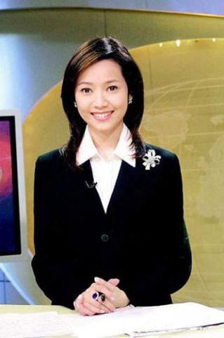 家人欠下千万赌债, 周杰伦女友今天发声回应: 他是他, 我是我!