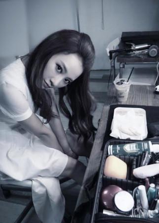 方宥心大眼及腰长发, 女人味十足!