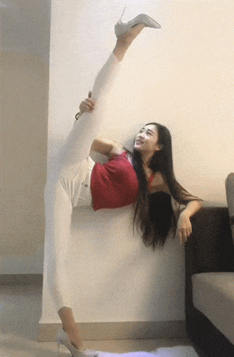 我老家农村的,隔壁人家还蛮殷实,娶媳妇儿.