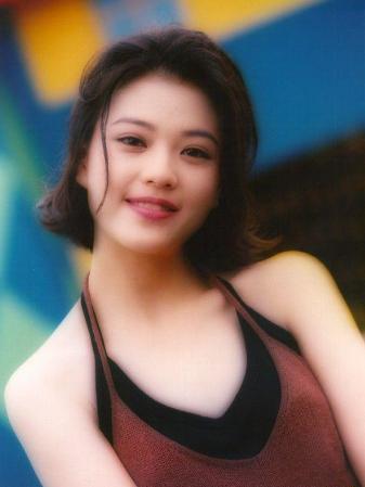 曾搭档张学友黎明爆红,却正红时淡出,如今丈夫破产后复出无人识