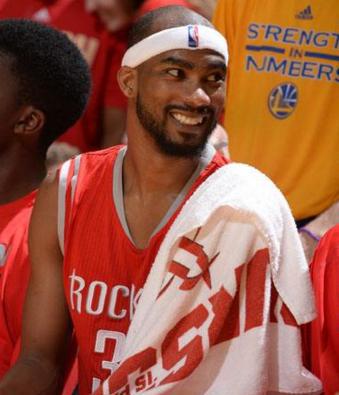 来看看虎扑网友的爆笑创意:曼巴遍地!