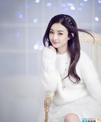 赵丽颖的发际线是怎么变得圆润平整的?