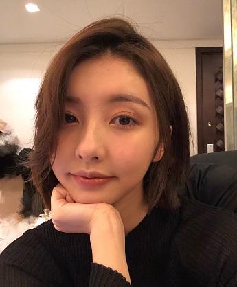 被嘲素颜丑后豆得儿发微博怼网友,终于知道王思聪喜欢她什么了