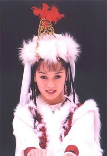 三版香妃现状:有人离开人世,有人退圈消失|香妃|还珠格格|麦迪娜_新浪