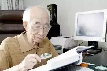 他让中国战机翱翔蓝天,让东方红一号冲上太空,结束中国洋油历史|侯祥麟|东方红|原油_新浪新闻