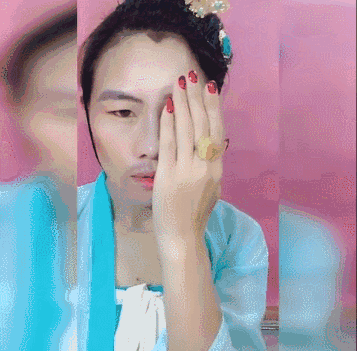 逆天了易容术再现江湖娶了她你就娶了半个娱乐圈