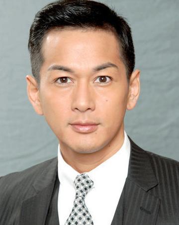 古天乐,古巨基,刘恺威合影,48岁的古天乐比小2岁的古巨基更显老?