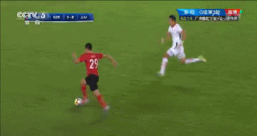 剪刀脚飞铲郜林 故意撞黄博文,输球输人